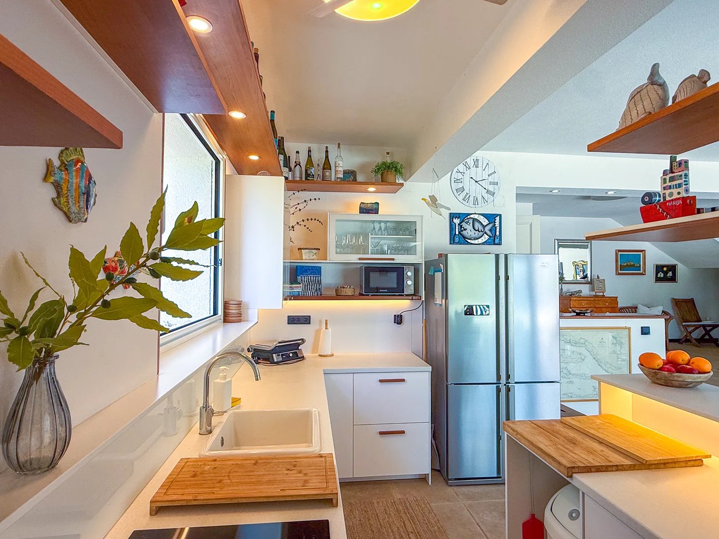 Kitchen at Villa Aqua — photo 4